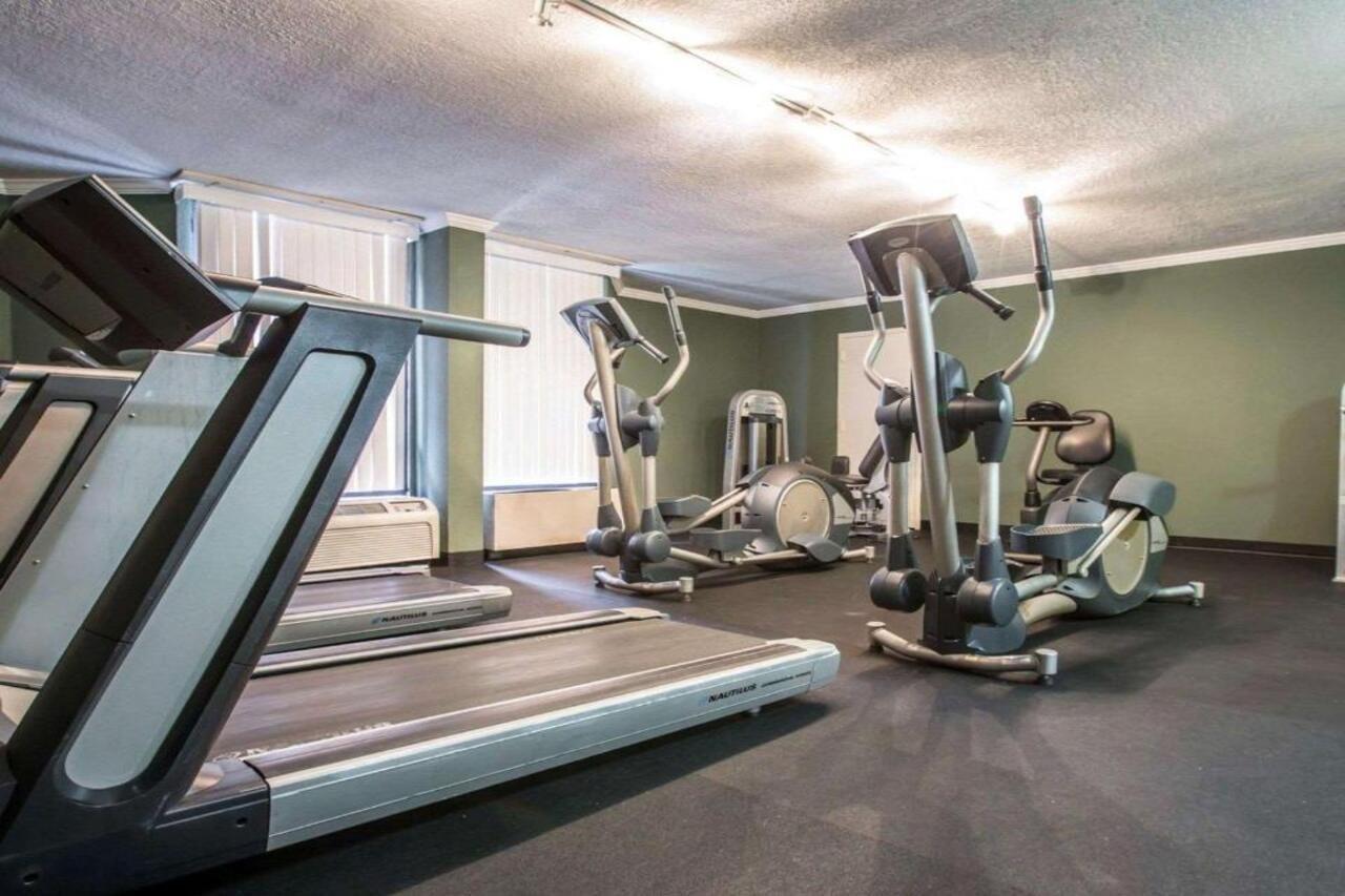 Clarion Inn Asheville Airport Флетчер Екстер'єр фото