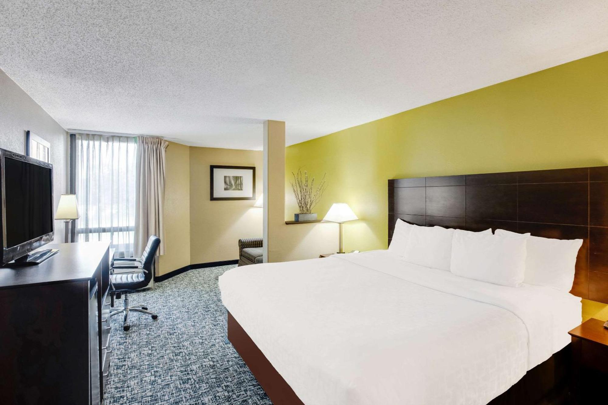 Clarion Inn Asheville Airport Флетчер Екстер'єр фото