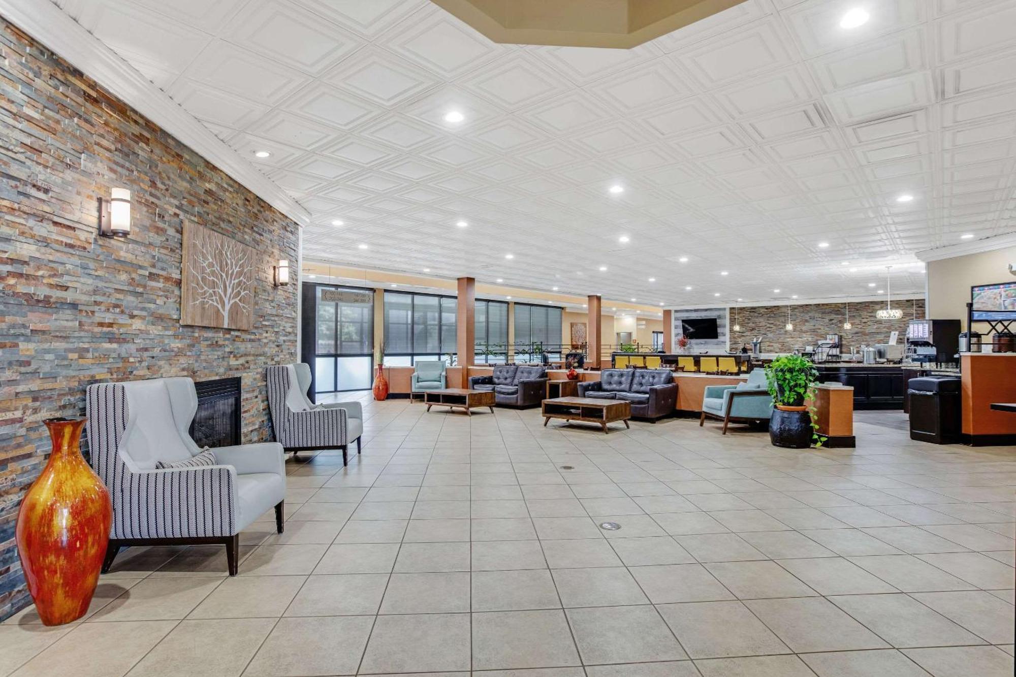 Clarion Inn Asheville Airport Флетчер Екстер'єр фото