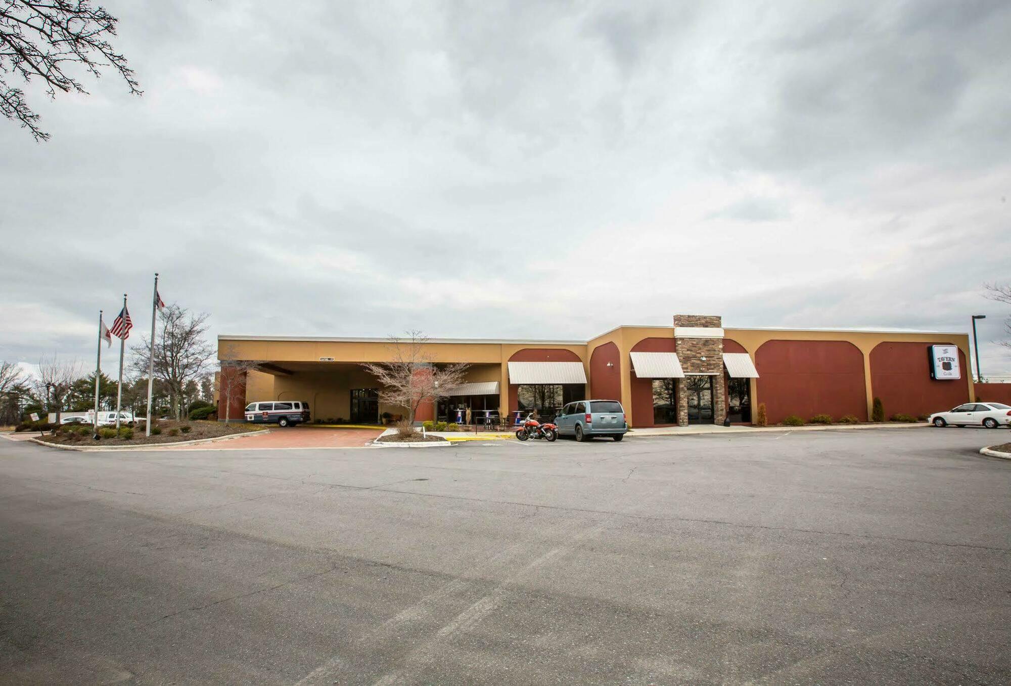 Clarion Inn Asheville Airport Флетчер Екстер'єр фото
